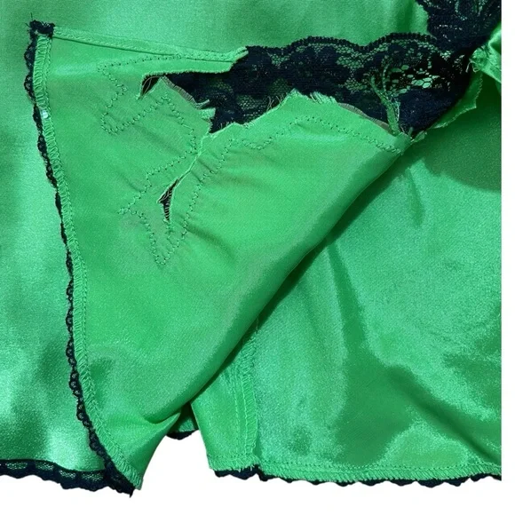 Frederick's of Hollywood Women's Vibrant Green Chemise Satin Slip Dress Sz. M - Picture 9 of 9